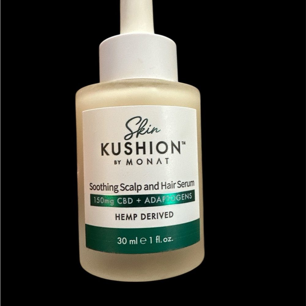 Monat Skin Kushion Scalp and Hair Serum - White and Green